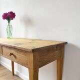 Farmhouse table with 2 large drawers