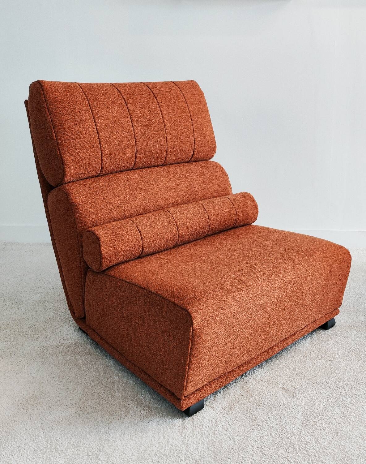 Fauteuil années 70 retapissé