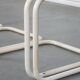 Lot de 4 chaises de salle à manger blanches au design vintage dans le style de Marcel Breuer avec assise en osier