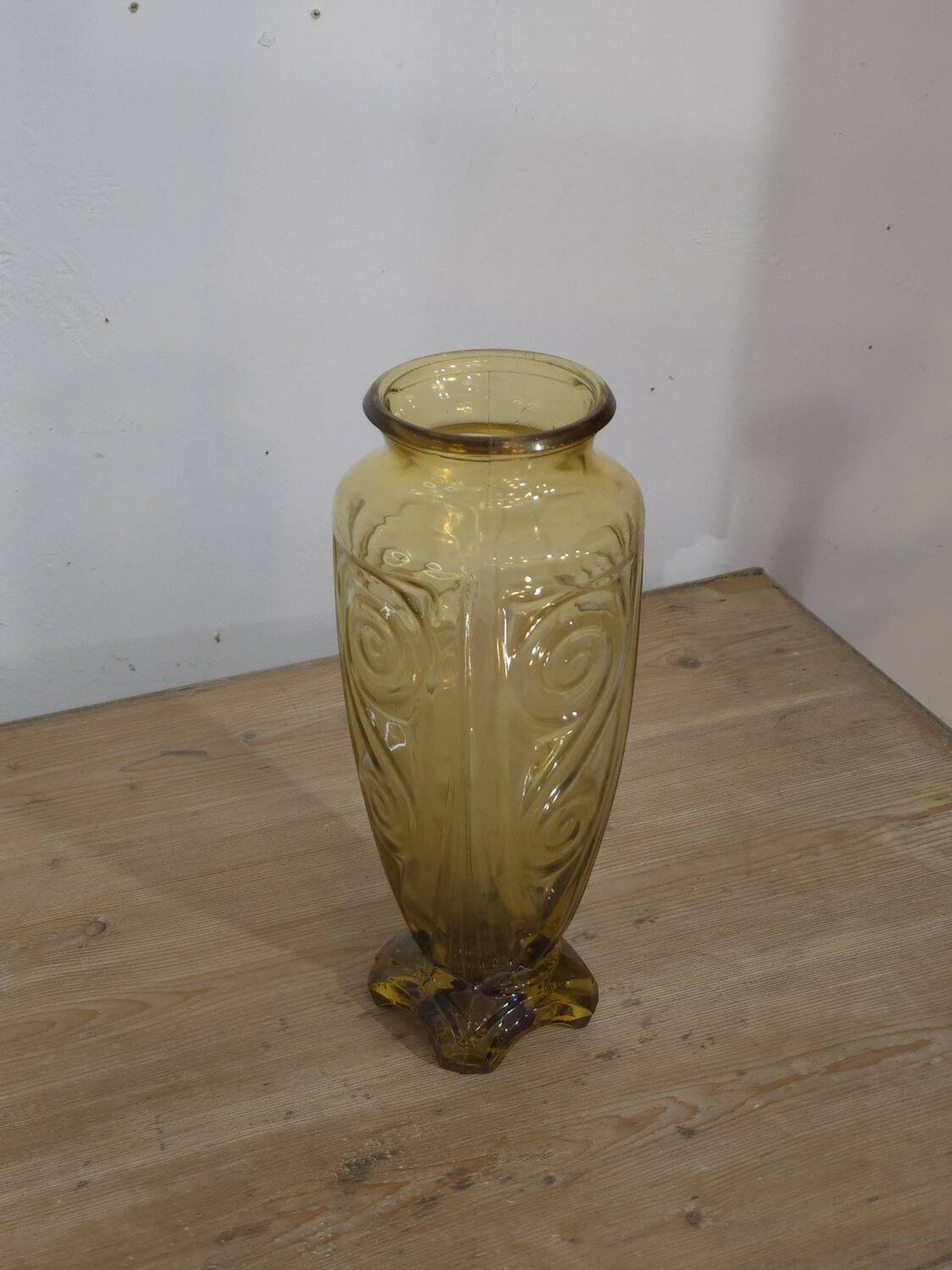 Large Art Deco yellow glass vase