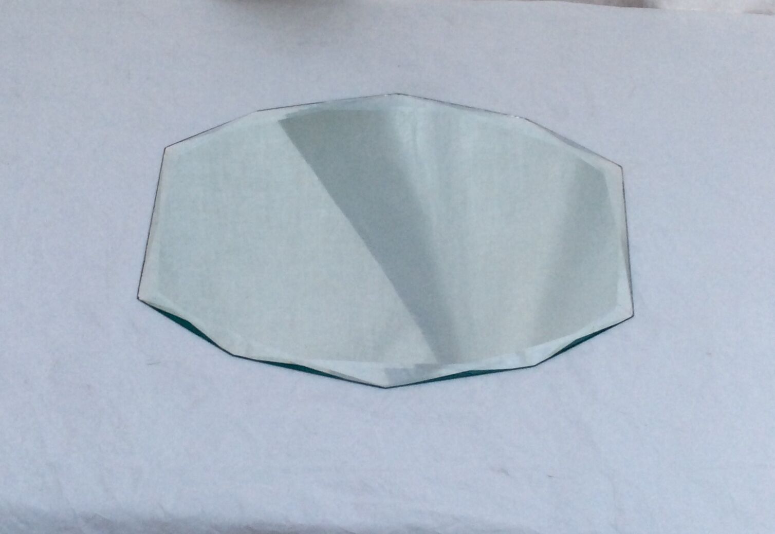 Vintage beveled mirror dimension: height -29.5cm- width -40cm- depth -0.5cm-