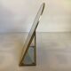 Petit miroir de table en laiton