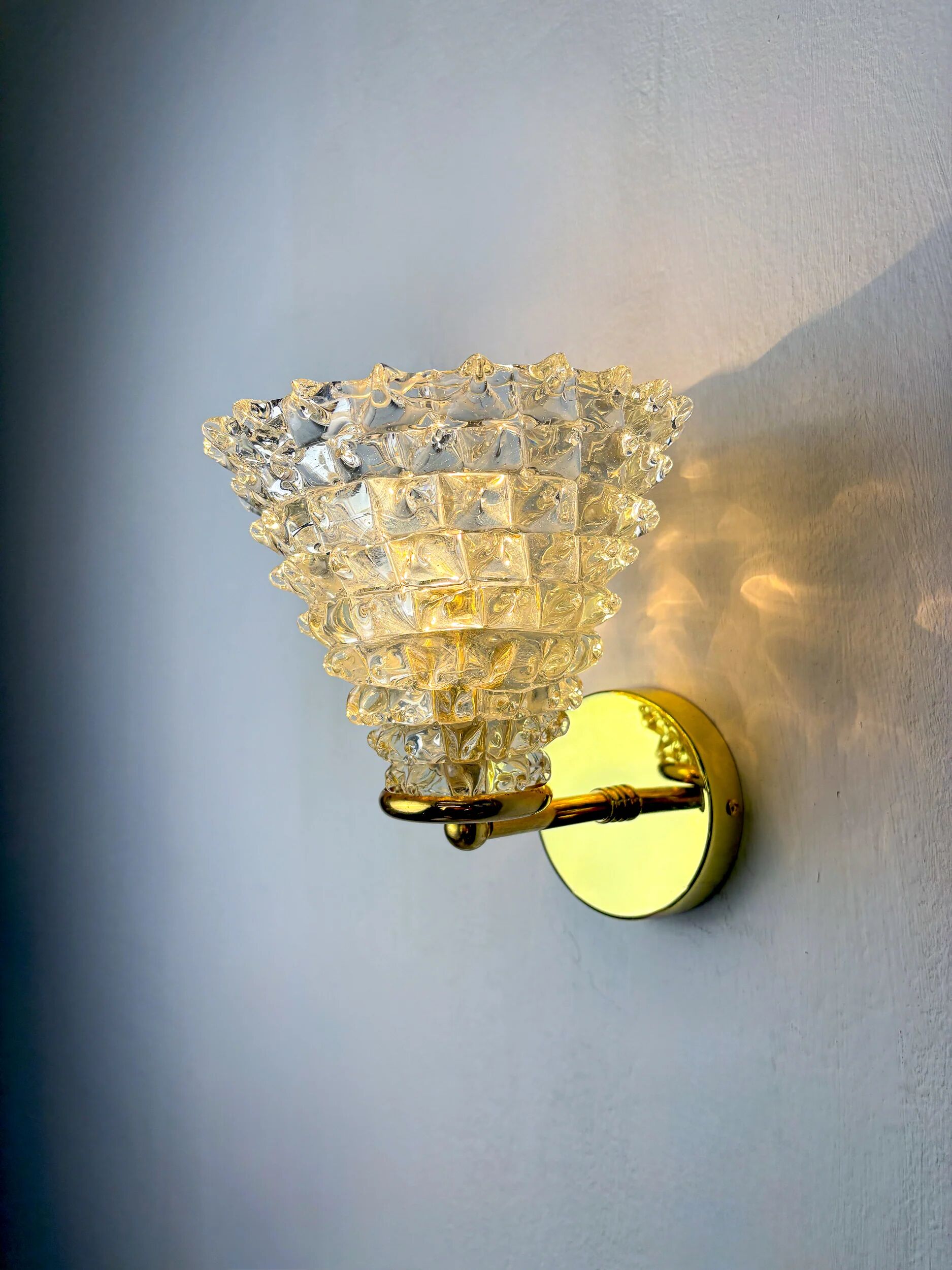 Pair of Mid-Century Barovier & Toso "Rostrato" Murano Glass Wall Lamps, Italy 1960s