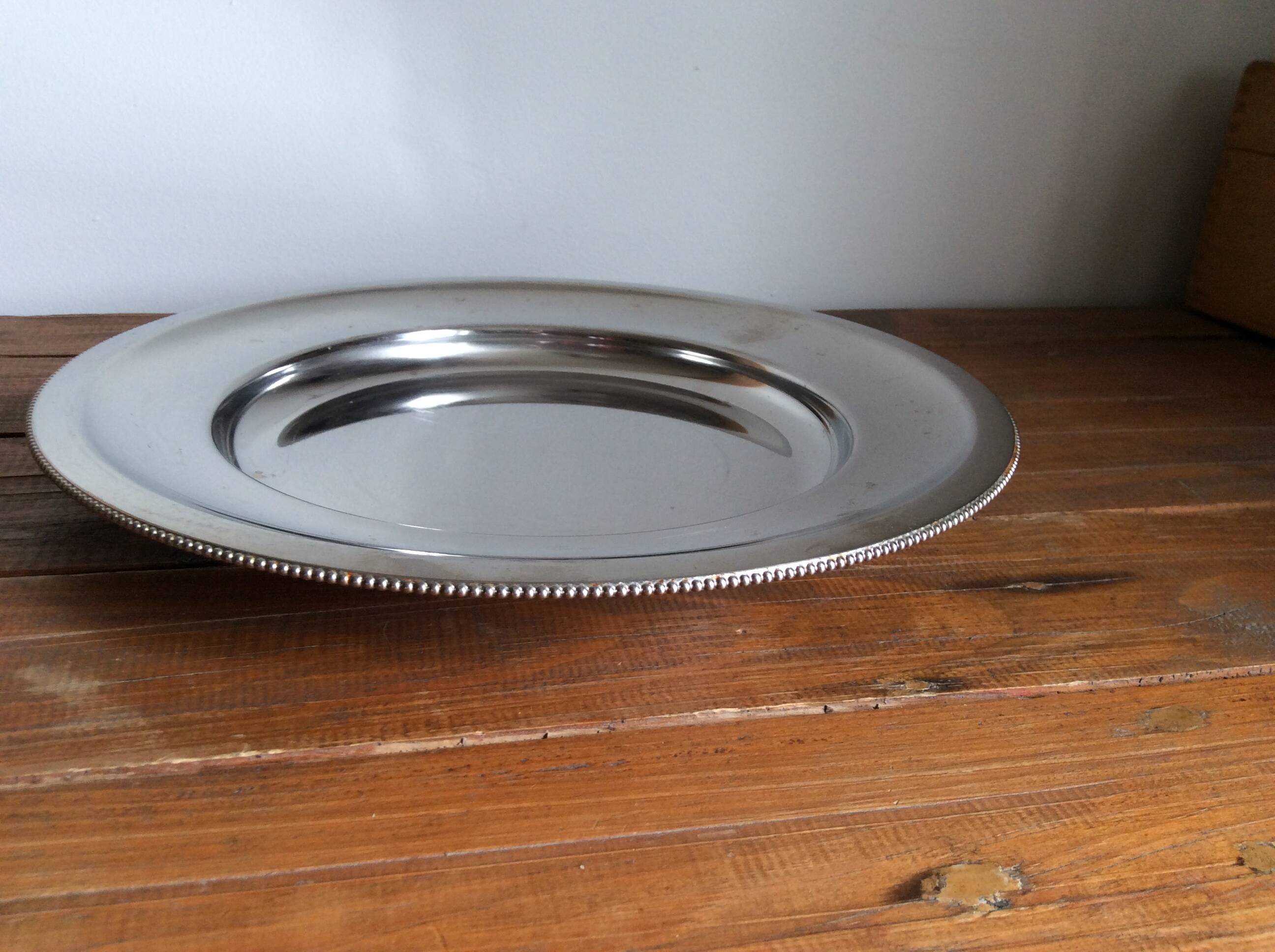 Stainless steel pearl plate