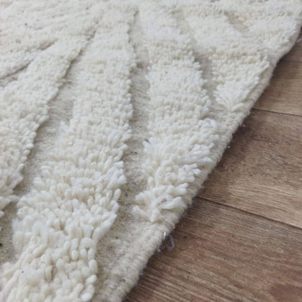 Handmade wool Berber rug 240 X 135 CM