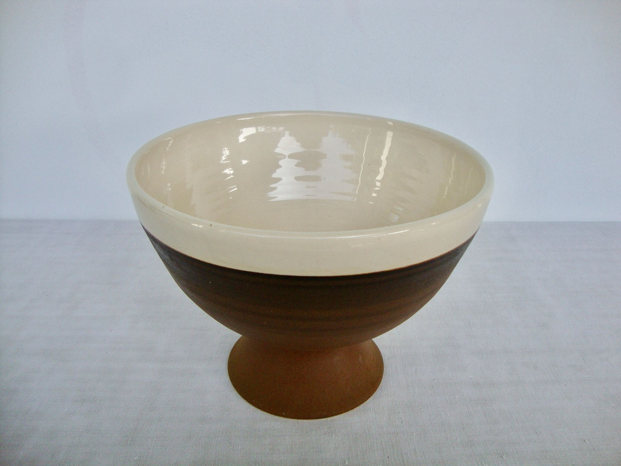 Enamelled sandstone salad