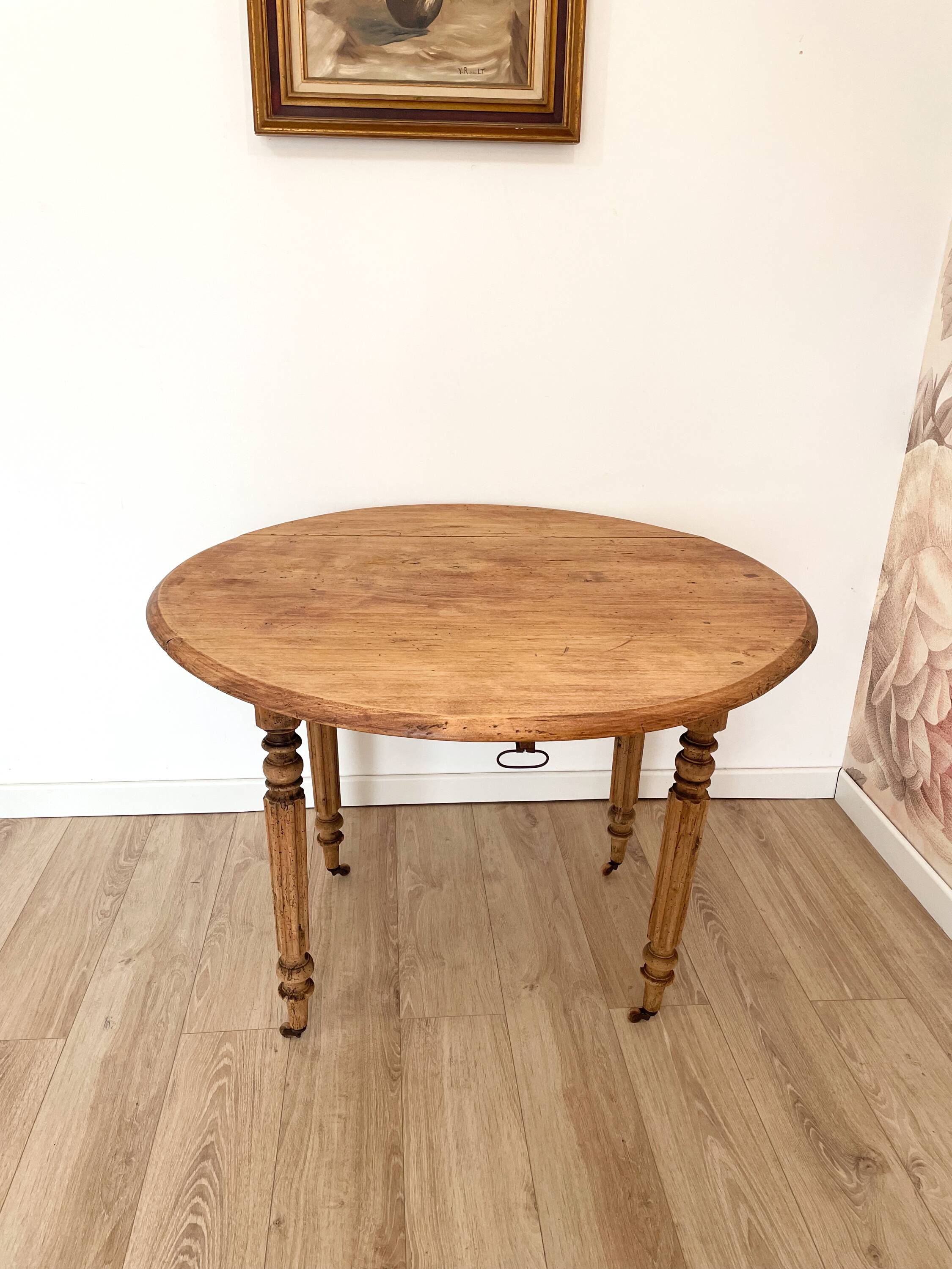 Drop-leaf table – late 19th century