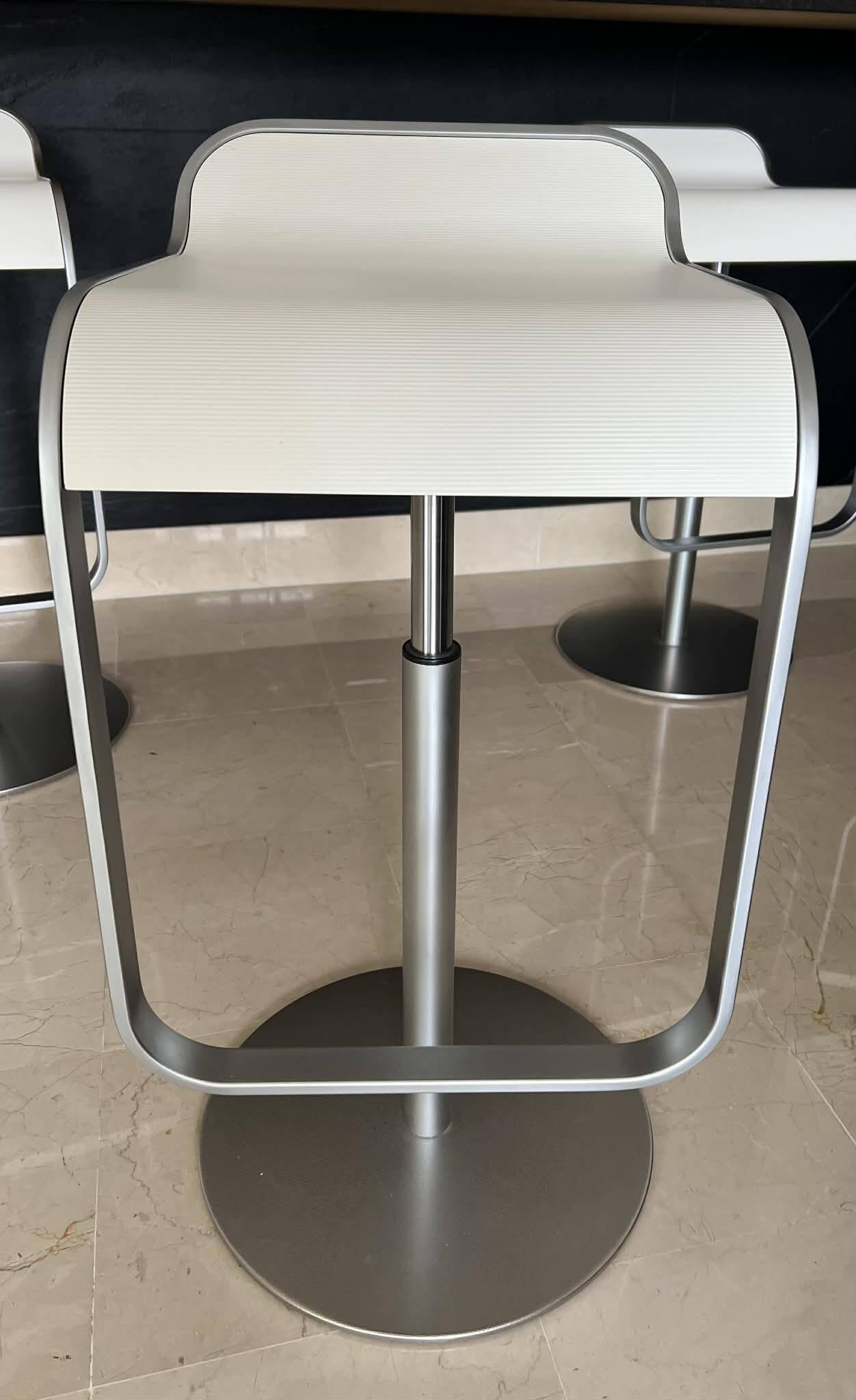4 LEM stools designed by Lapalma Azumi