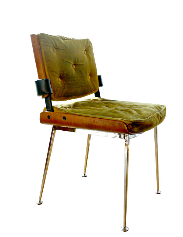 Chaise de chez Modern'Tube série Marcom