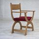 Fauteuil danois des années 1970, laine d'ameublement rouge d'origine, bois de chêne massif.