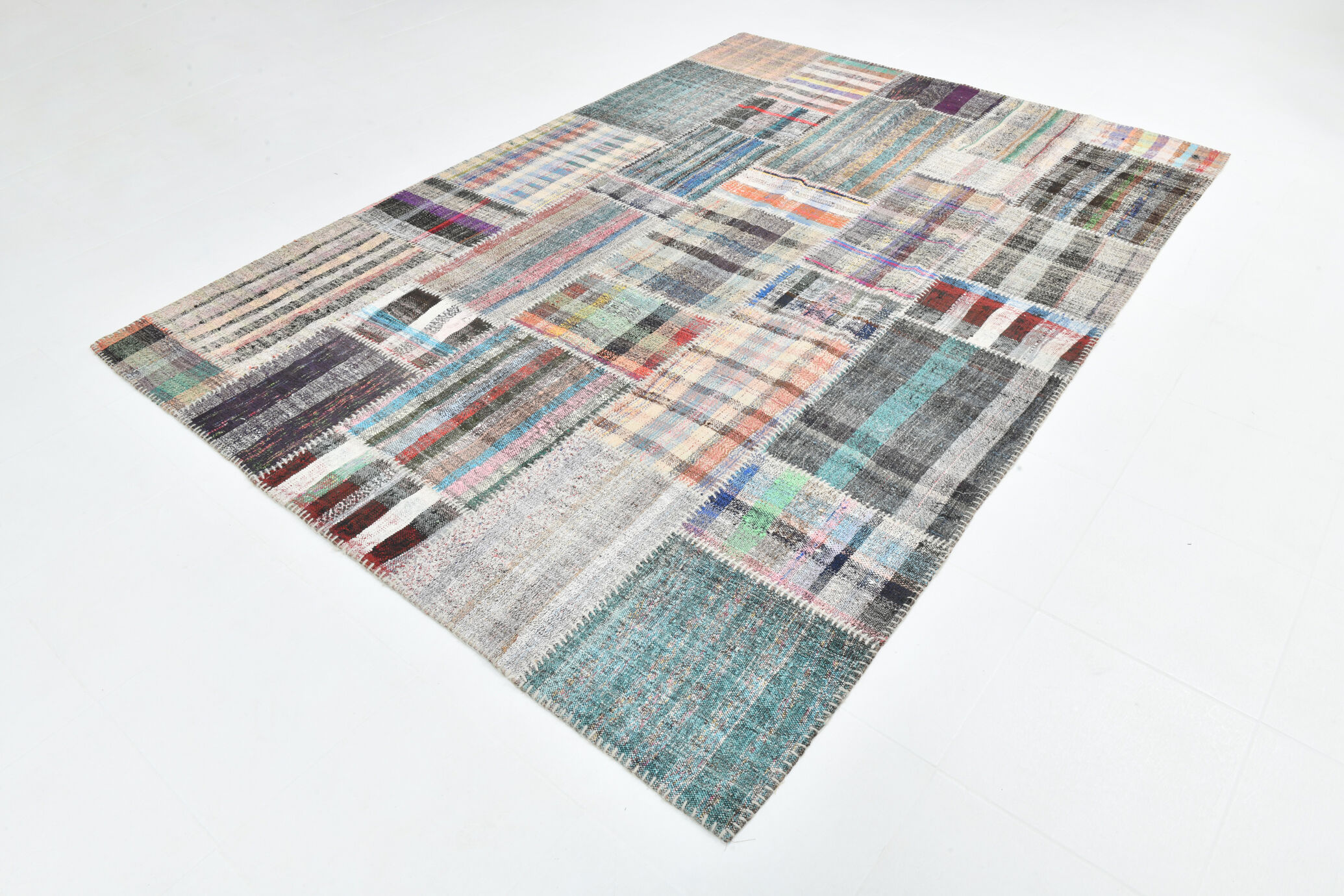 Flatweave ethnic kilim rug 212x302