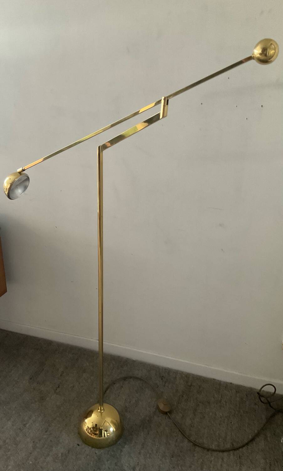 Vintage brass counterweight floor lamp