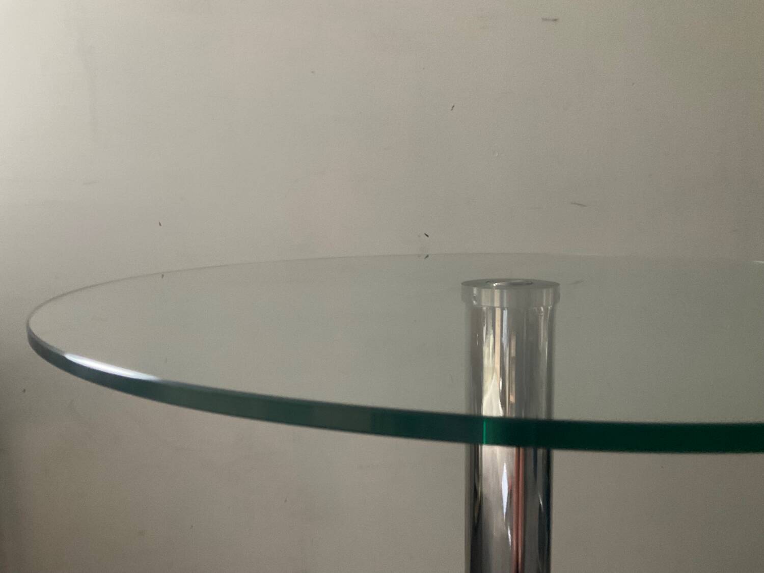 Design coffee table up and down