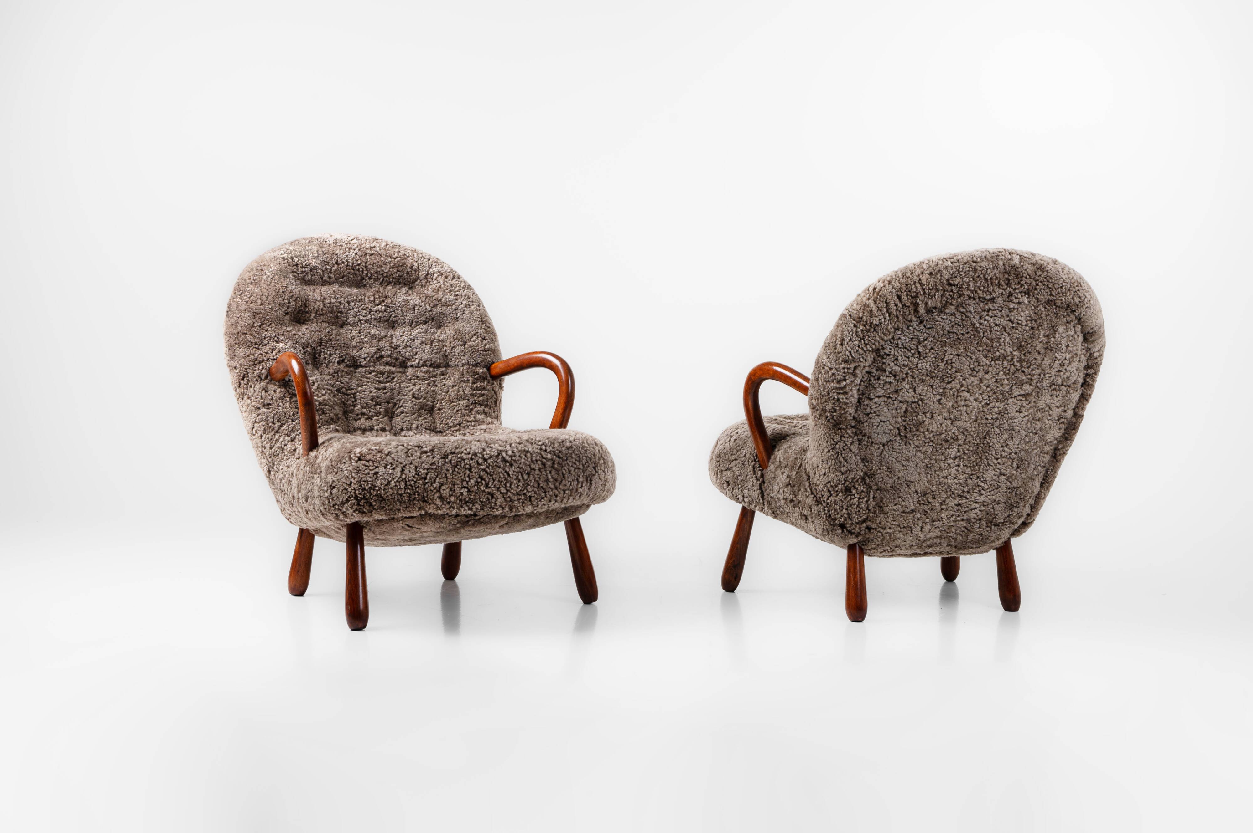 Rare pair of Clam chairs by Arnold Madsen for Madsen & Schubell, Denmark 1944
