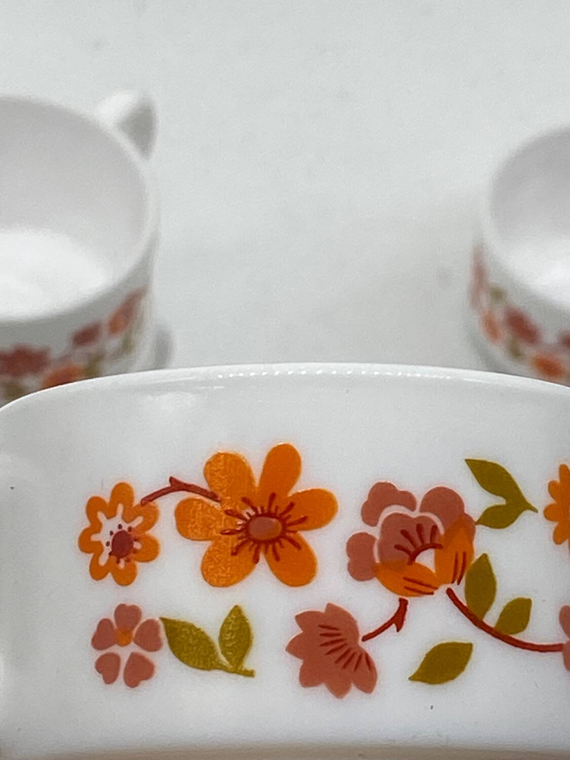 ARCOPAL France coffee cup service SCANIA, vintage, flowers