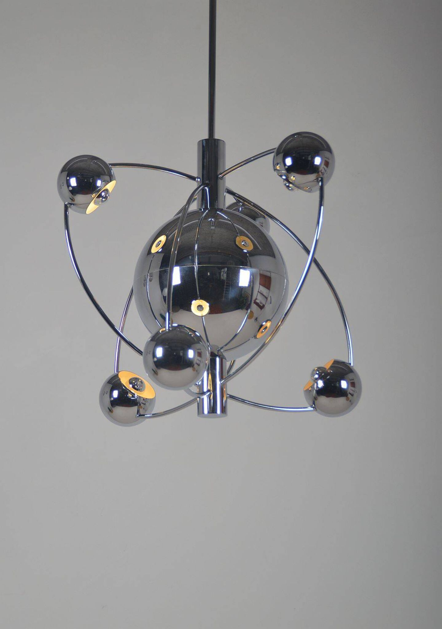 Chandelier 'Satellite' italien conçu par Goffredo Reggiani, années 1960.