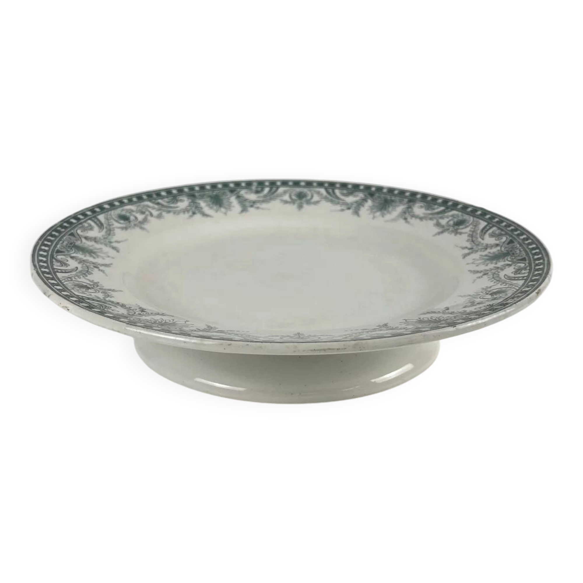 Assiette de présentation sur piedouche, terre de fer, modèle "Wilbur", Moulins des loups, fin XIXe s.- début XXe s.