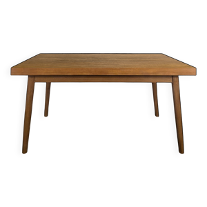 Table extensible moderniste