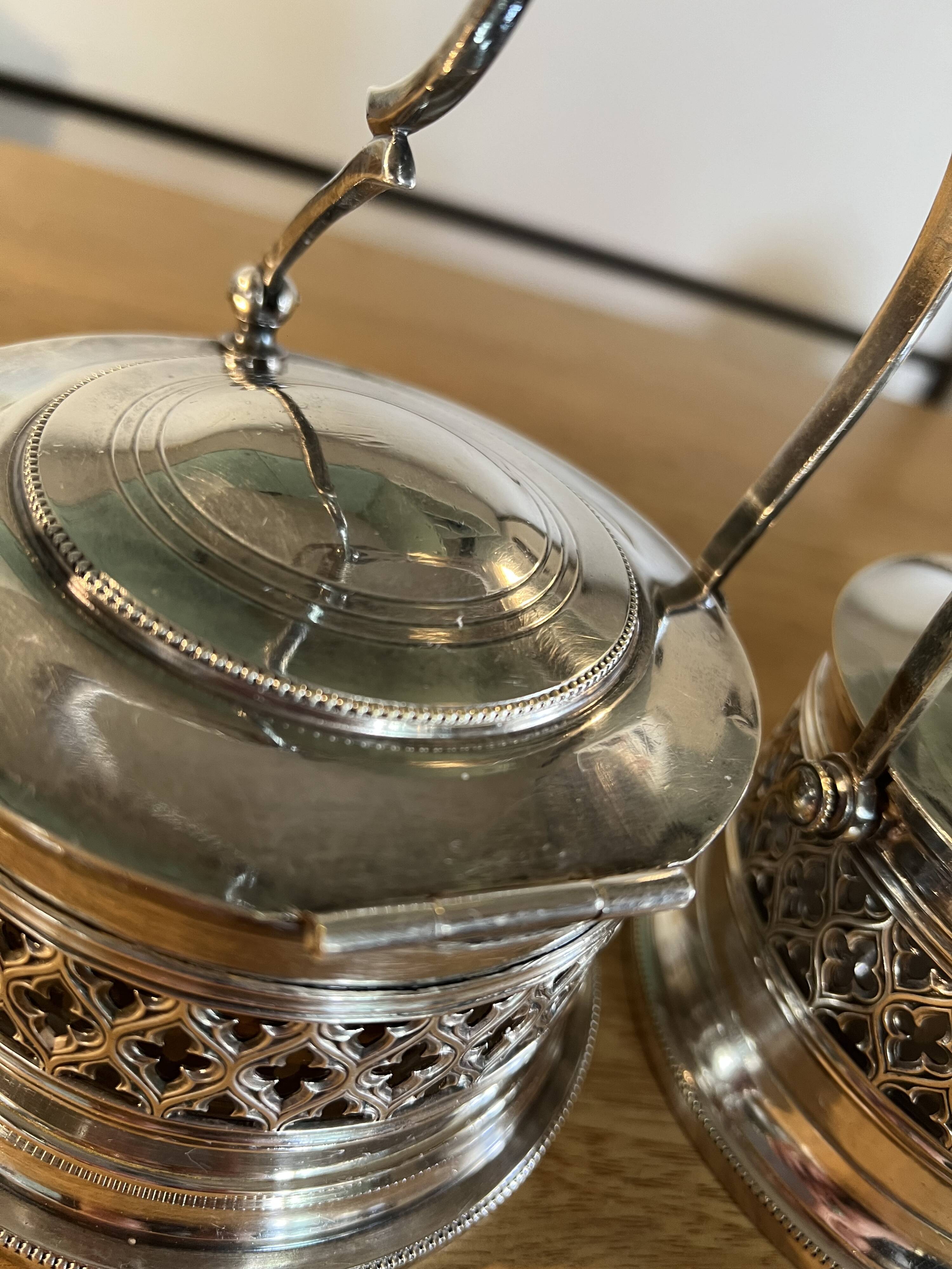 Silverware sugar bowls