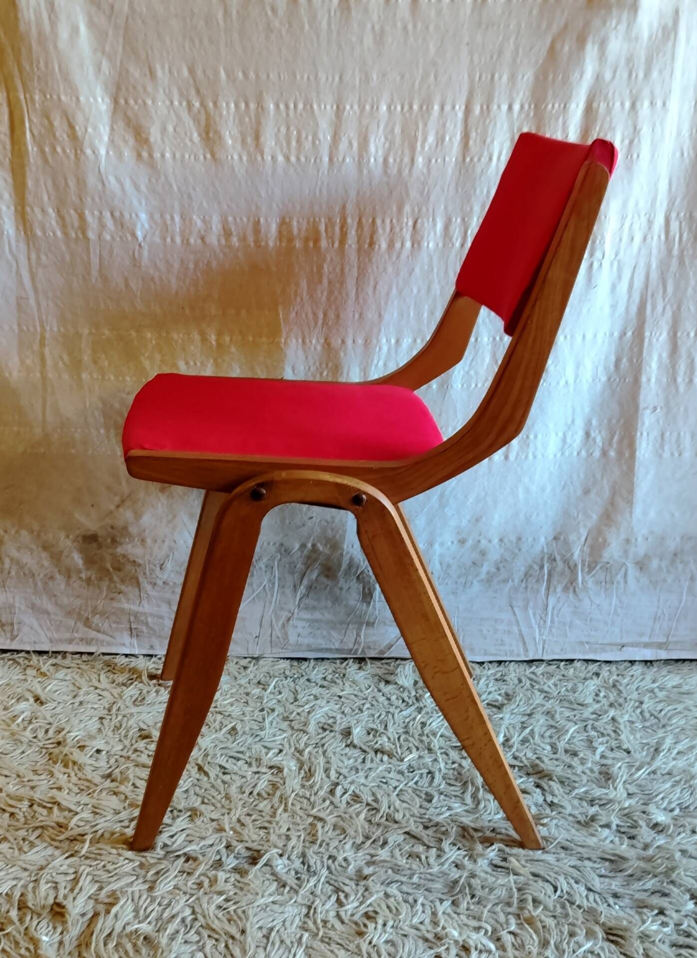 Solid wood chair with red fabric - 50's design