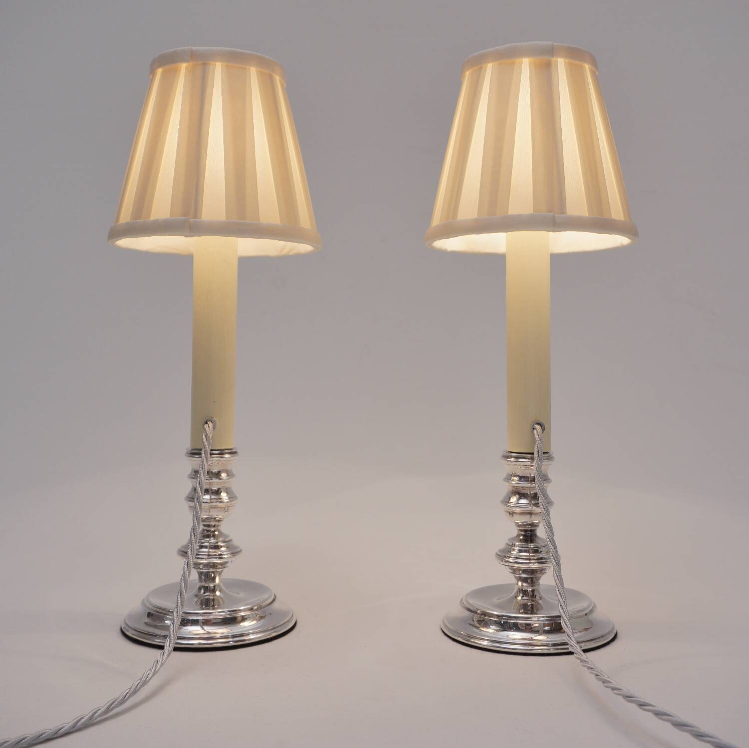 Mappin & Webb vintage pair candlestick table lamps, silver plate, signed, 1980`s ca, English