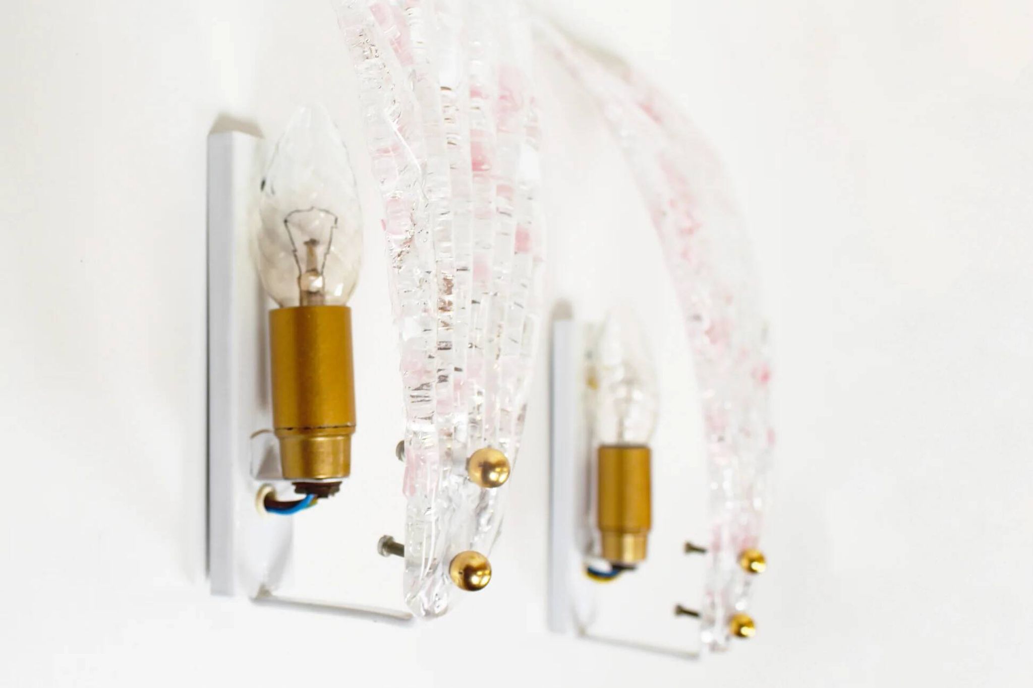 Pair of 80s Murano glass 'Foglio' wall lamps