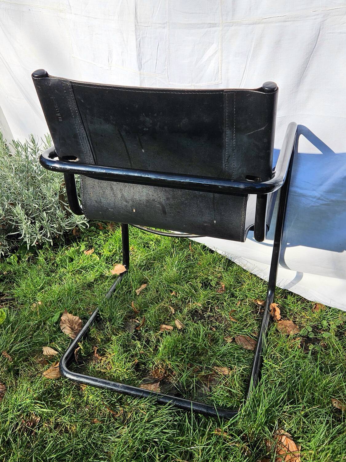 4 Matteo Grassi armchairs in black leather