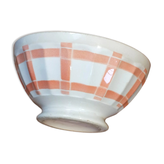 Large faceted salmon pink vintage bowl