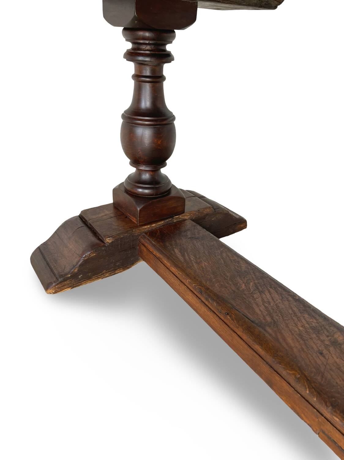 A fine 18th Century French walnut dining table