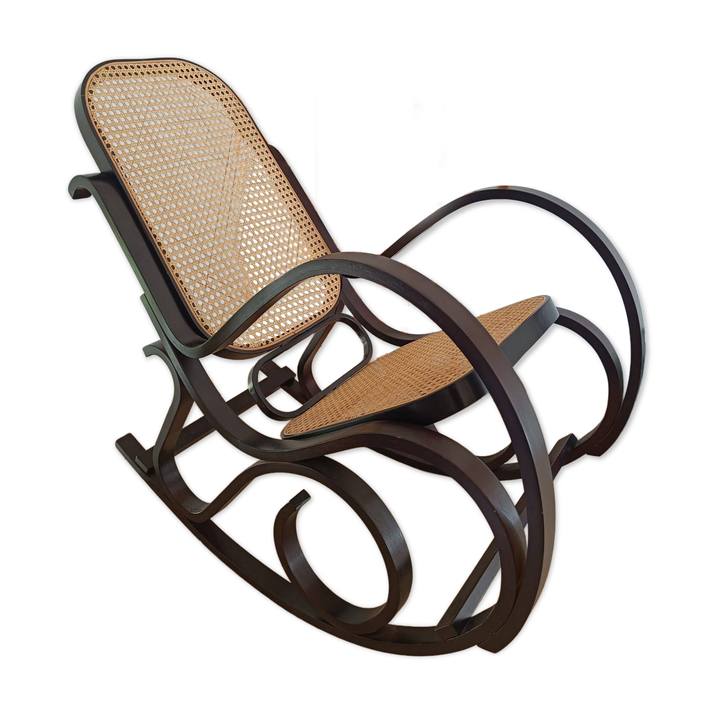 Rocking-chair en bois et cannage
