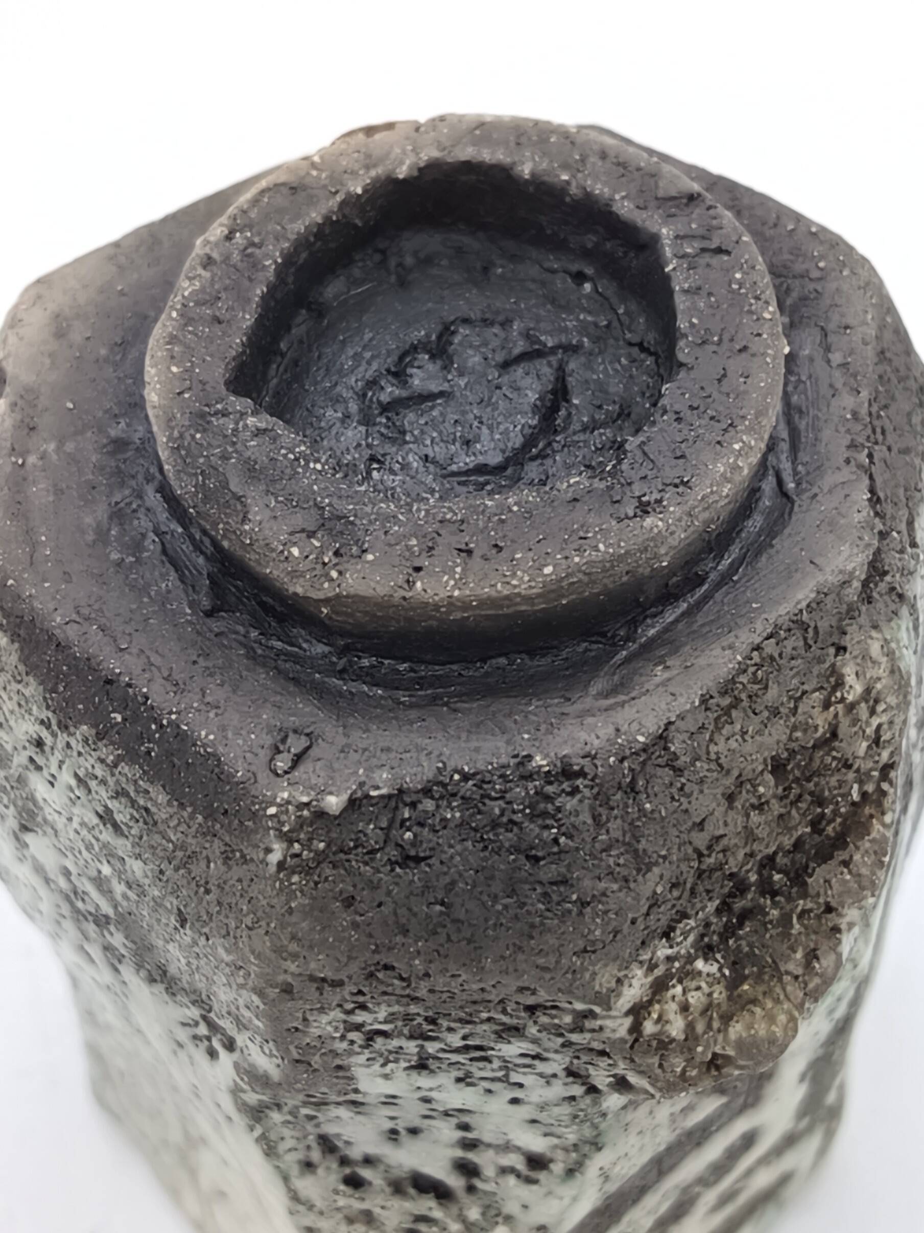 Bol Raku in ceramic – to be identified