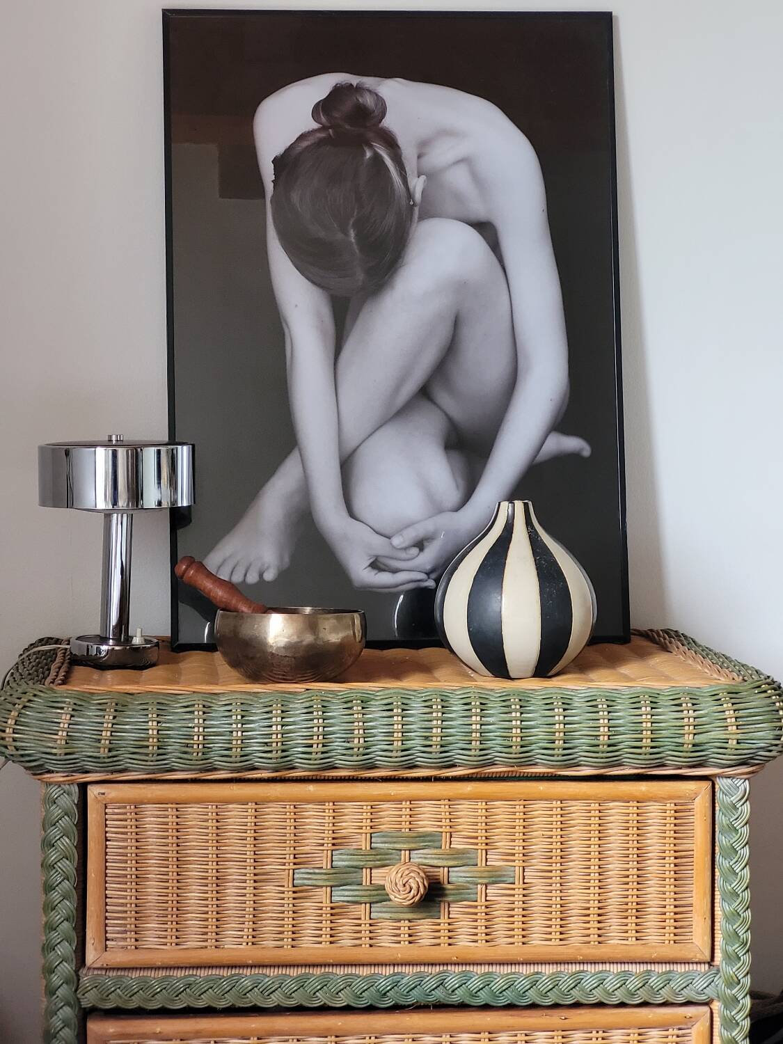 Wicker/rattan/wood chest of drawers