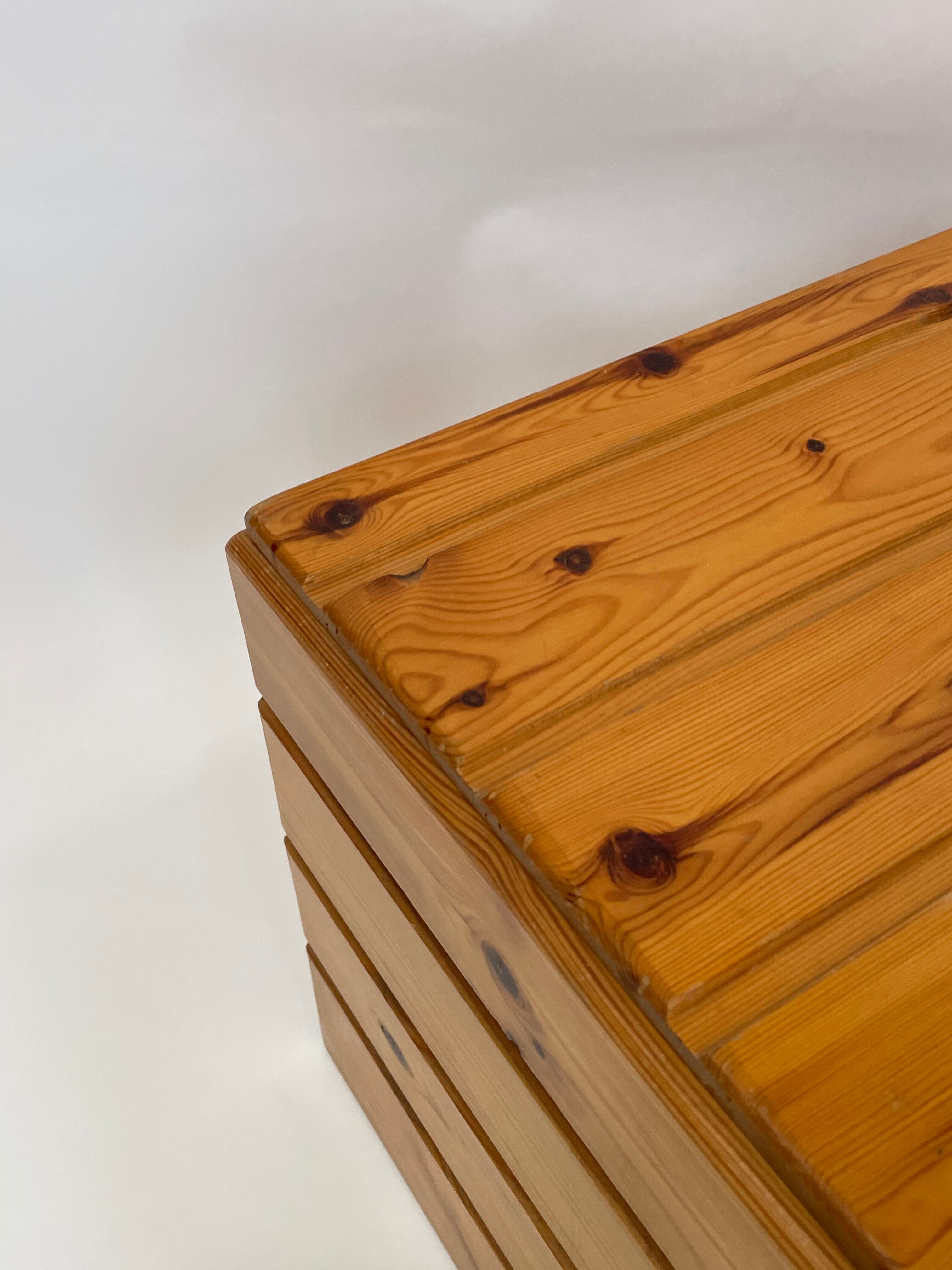 Vintage pine storage box basket wood minimalism 60s