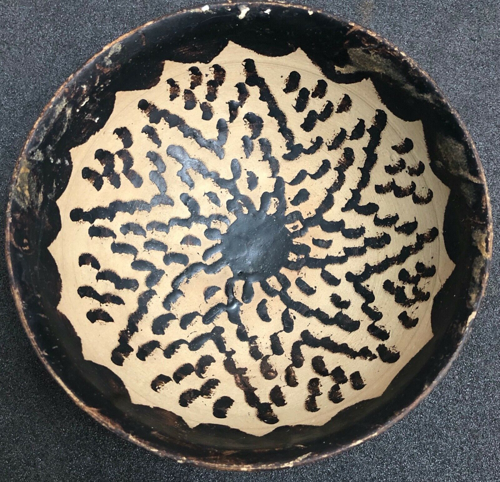 Ceramic Berber bowl 20th Morocco