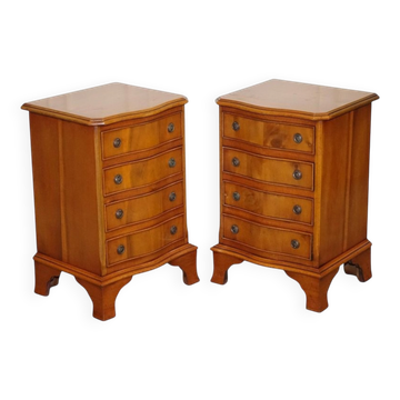 Tables de Chevet Style Géorgien en Bois d'If, Set de 2
