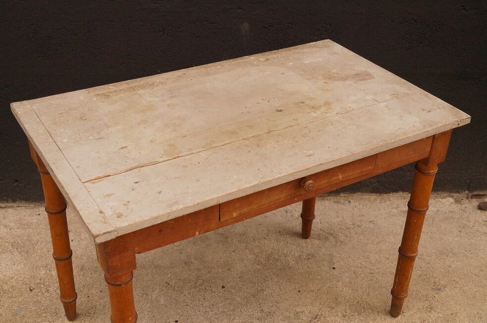 Table 1900 façon bambou
