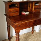 Happiness of the day in solid walnut 20th century