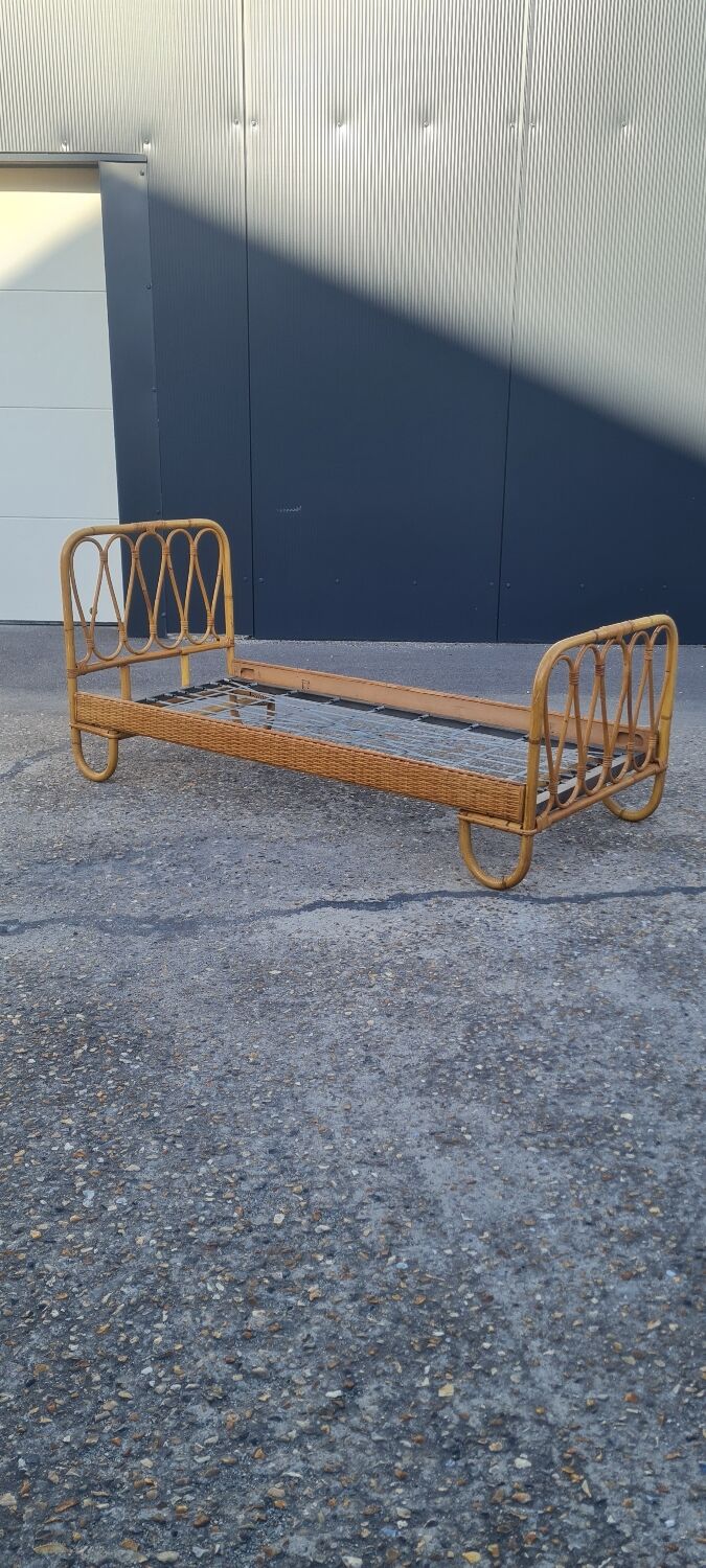 Rattan bed 1960