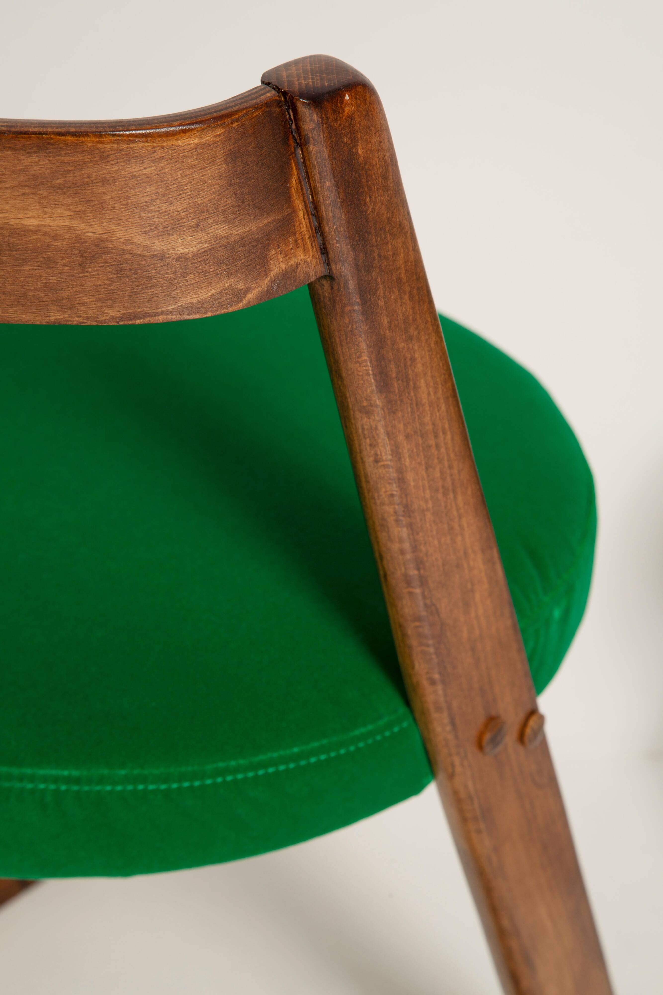 Chaise et tabouret Halfa en velours vert milieu du siècle, Baumann, France, années 1970