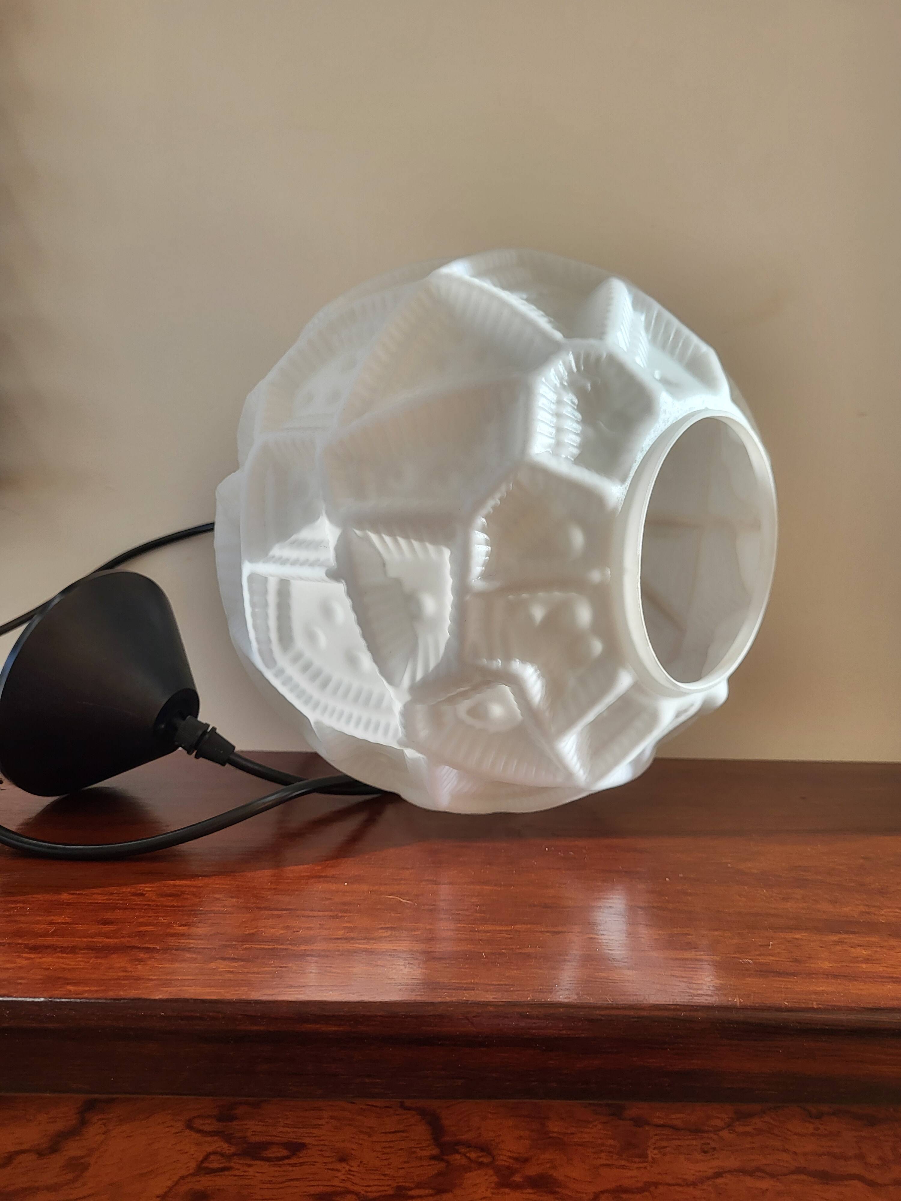 Lampe à suspension vintage, vermoedelijk Peill & Putzler, verre opalin avec relief