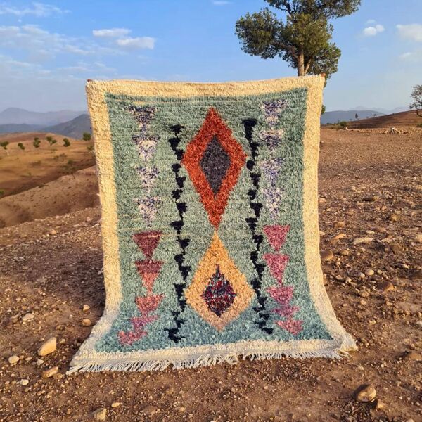 Tapis marocain berbère Boucherouite bleu clair