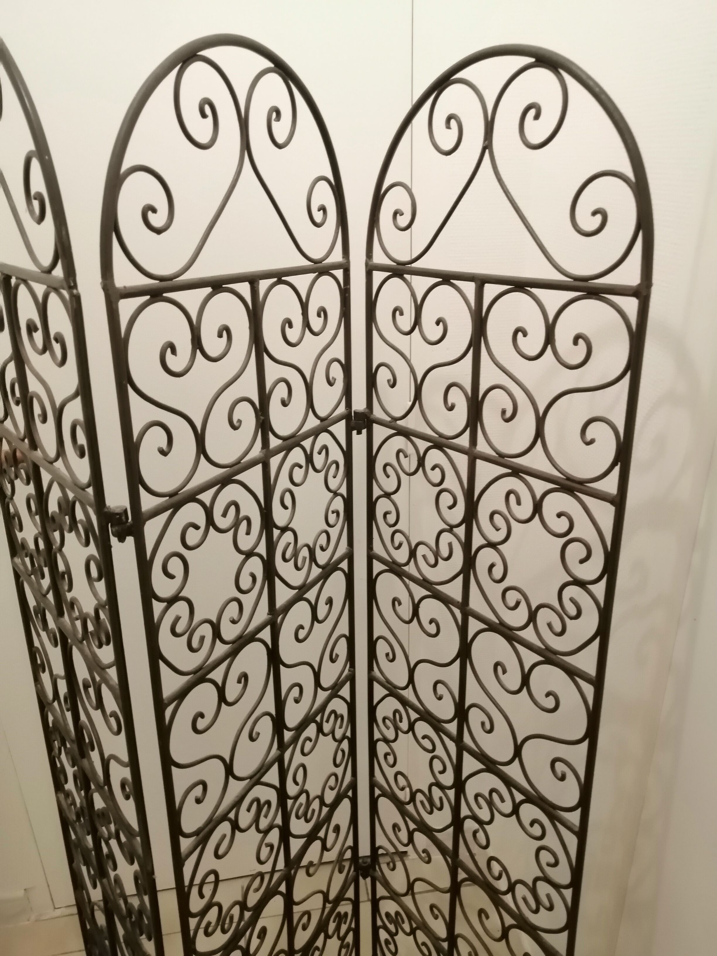 Wrought iron screen
