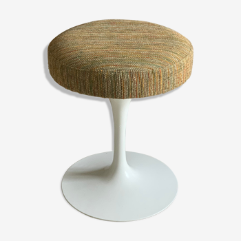 Eero Saarinen swivel stool for Knoll International 1970