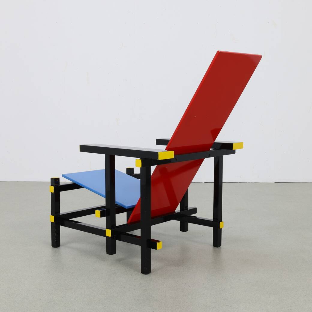 Dutch Bauhaus Lounge Chair in the style of Gerrit Rietveld