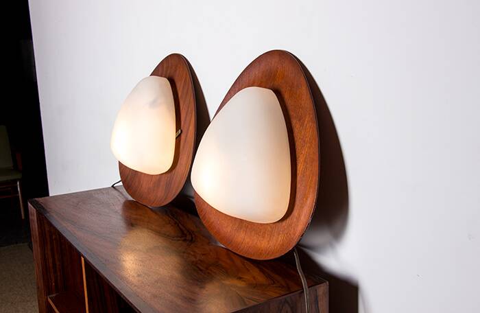 Pair of Italian teak and opaline wall lights by Goffredo Reggiani 1960.
