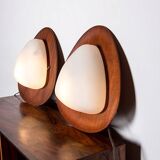 Paire d’appliques Italiennes en teck et opaline par Goffredo Reggiani 1960.