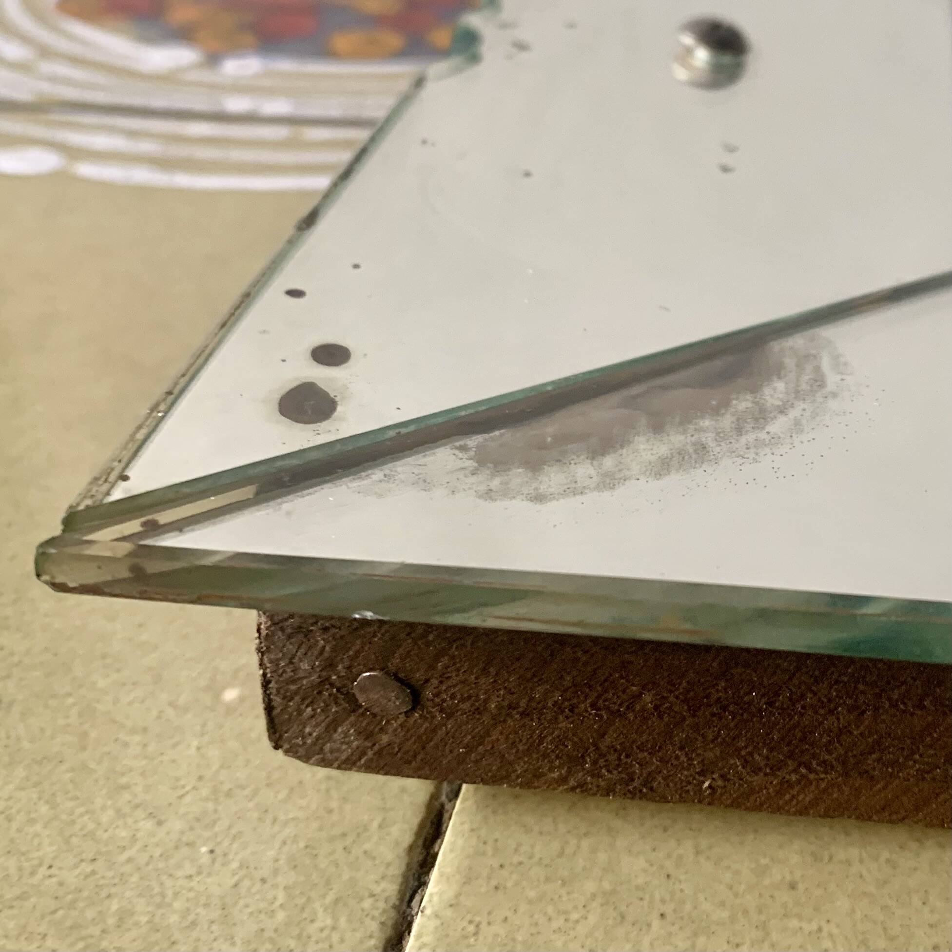 Rectangular Art Deco wall mirror inlaid and chiseled on wood