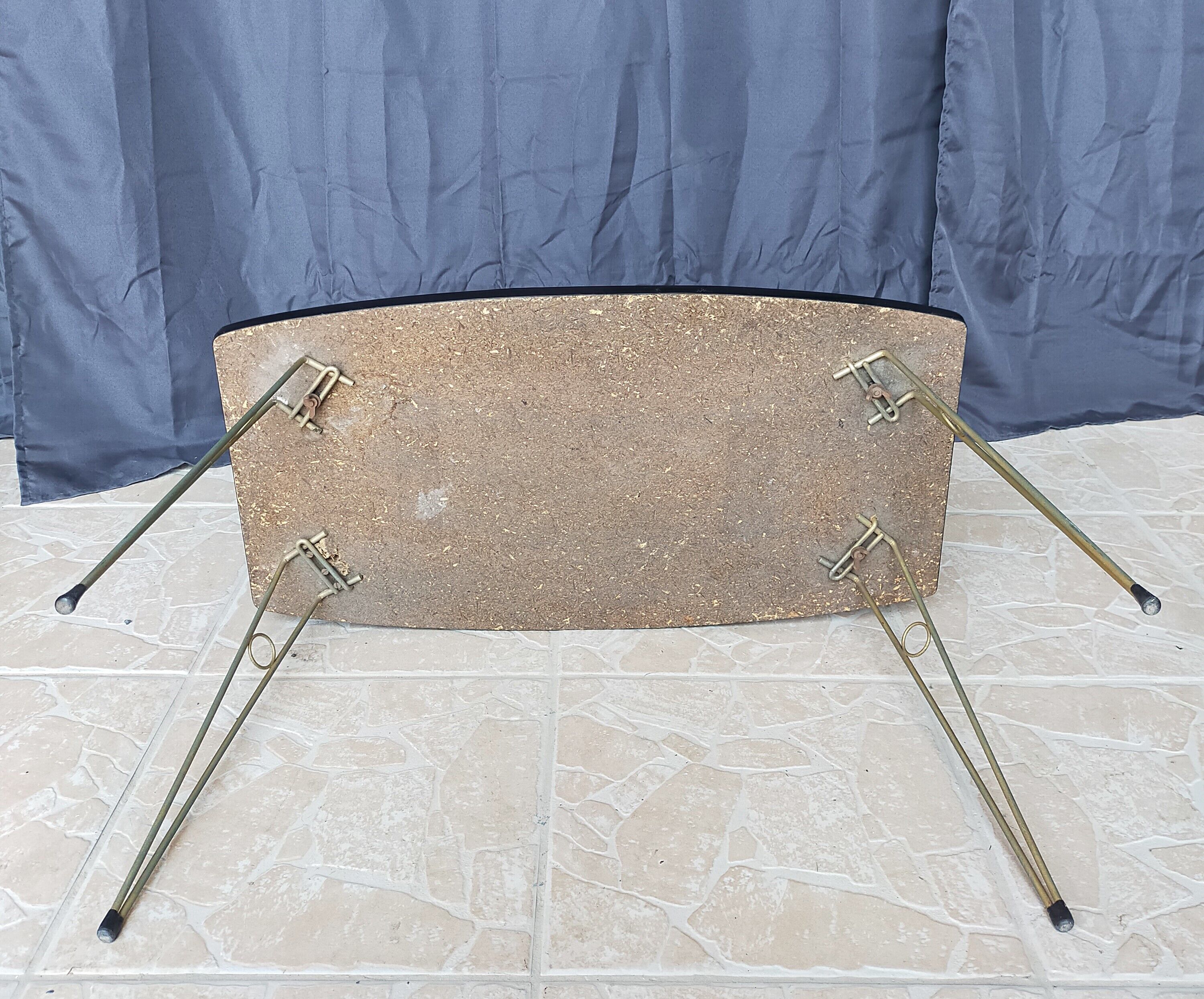 Vintage coffee table hunting scene