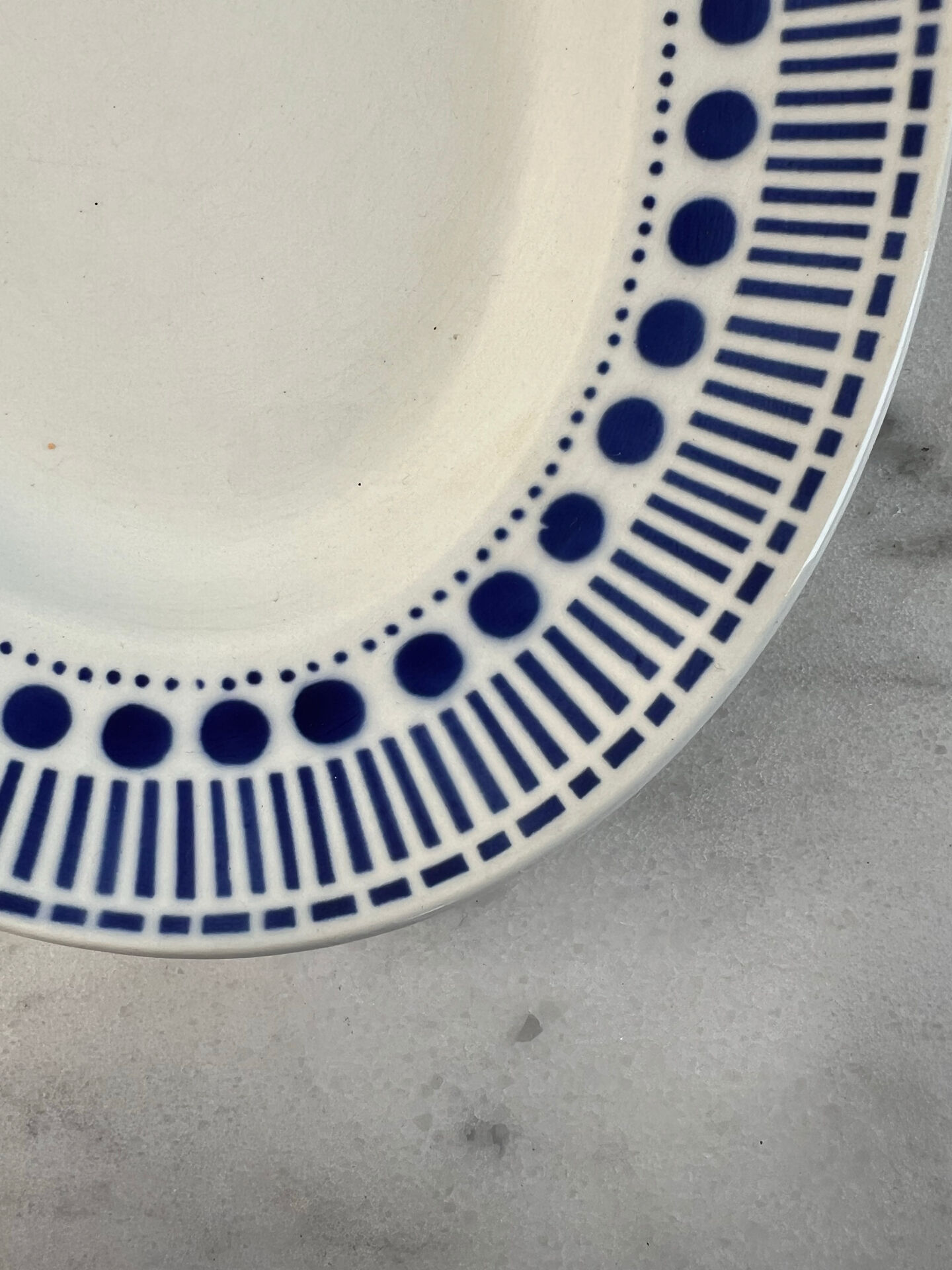 Plat ovale Sarreguemines collection Béatrice