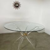 Venice model round dining table from Madelia by Paris Altuglas foot